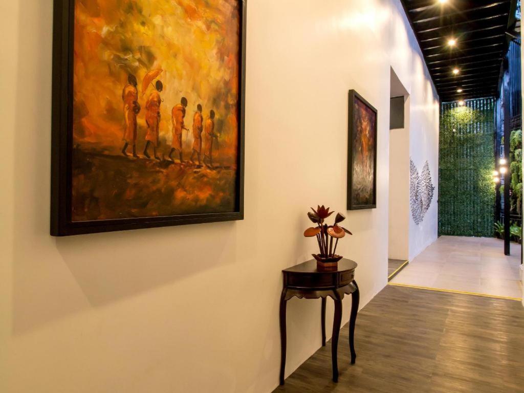 De Art Hotel Phnom Penh Exterior foto